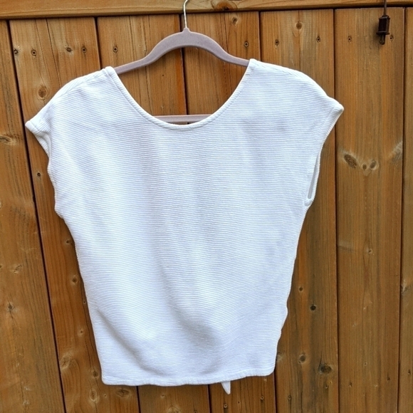 CLUB Monaco White Tyrena Tie-back Top - Picture 3 of 13